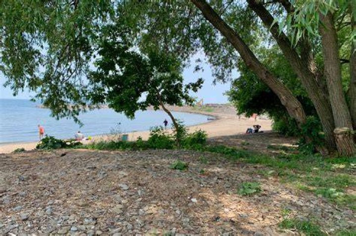Marie Curtis Park is Toronto's local spot for a lowkey day at the beach