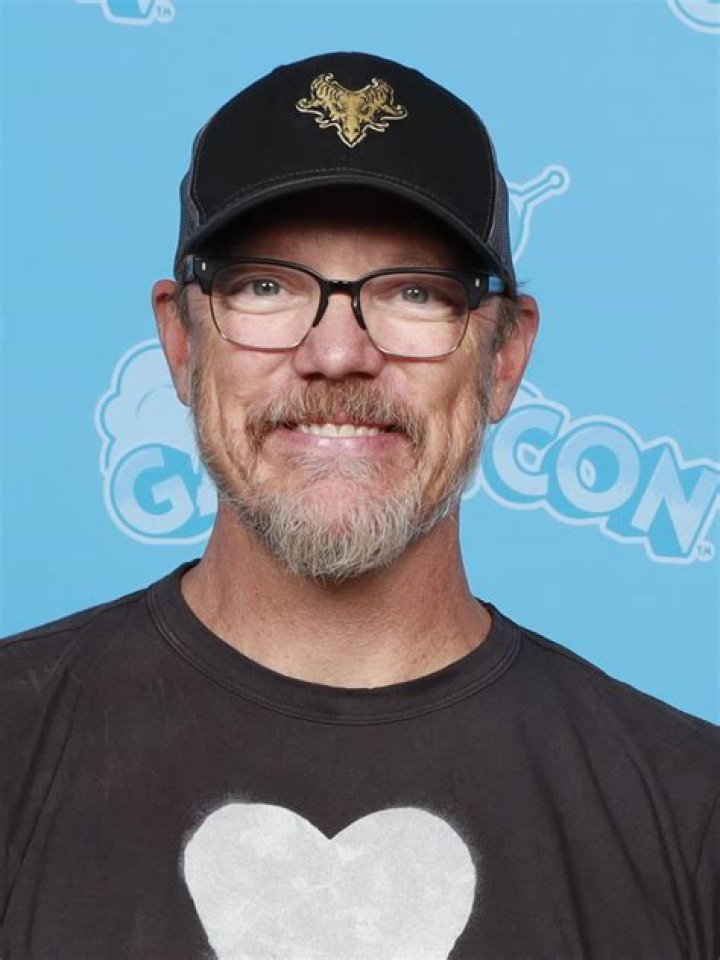 Matthew Lillard, Raccoon-cooper