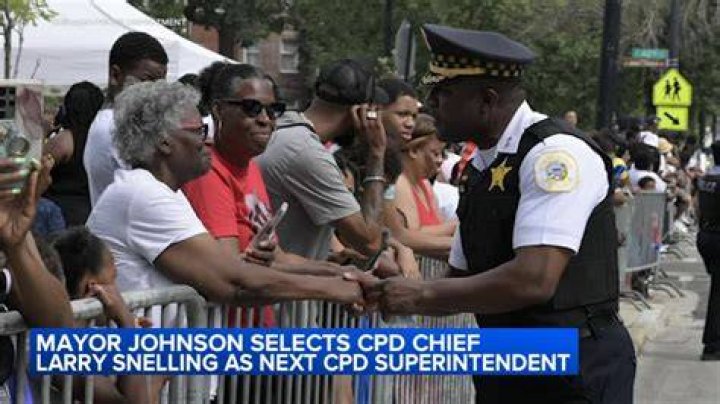 Mayor Brandon Johnson introduces Larry Snelling as pick for next