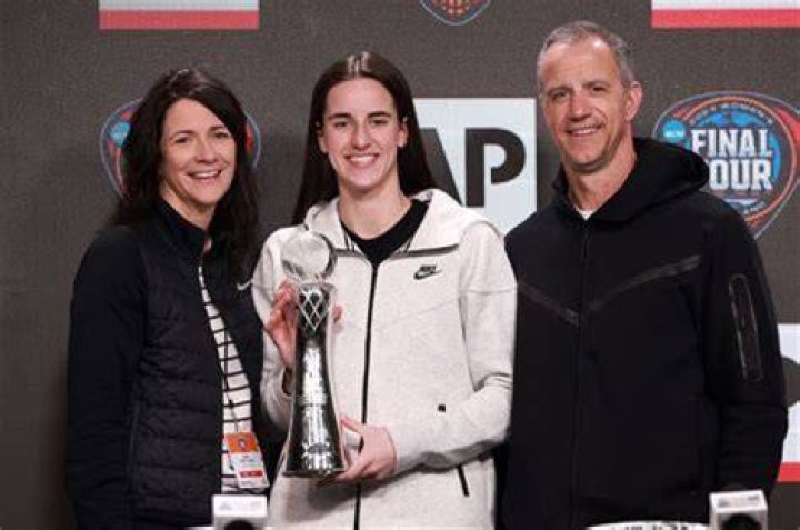 Meet Anne Nizzi and Brent Clark? Caitlin Clark Parents & Siblings