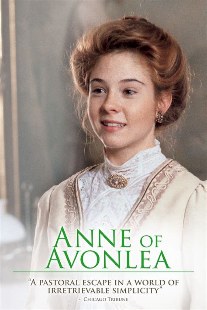 Megan Follows Biography |