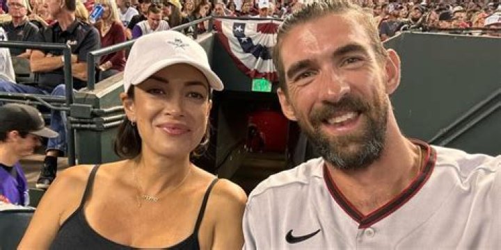 Michael Phelps e Nicole Johnson casaram em segredo Veja as fotos do