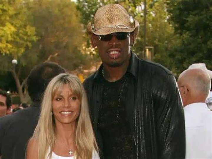 Michelle Moyer&rsquo;s biography who is Dennis Rodman's exwife? L