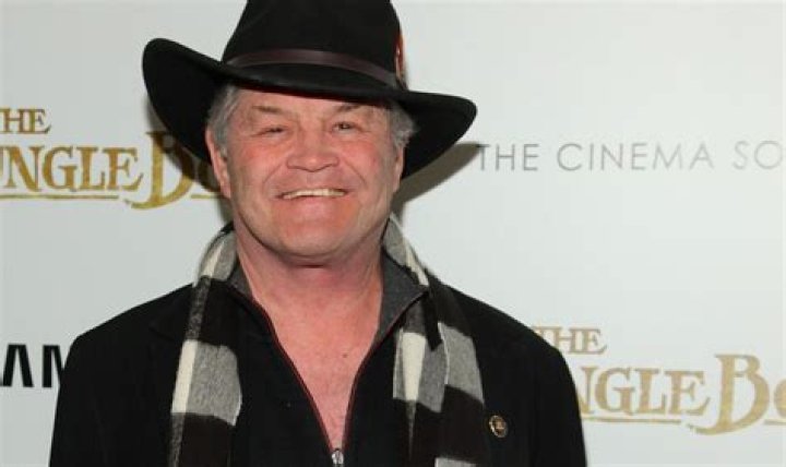 Micky Dolenz Age, Net Worth, Height, Affair, Career, and More