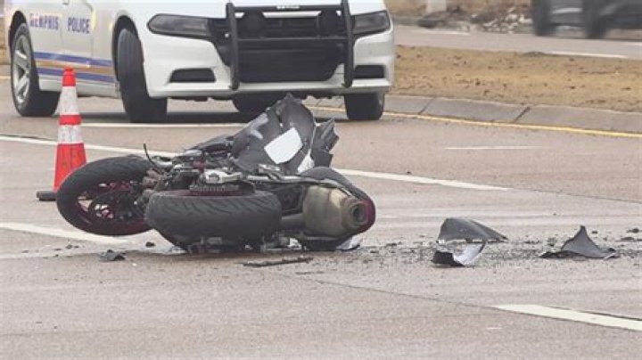 Motorcyclist killed after thrown 45 feet in south Houston crash