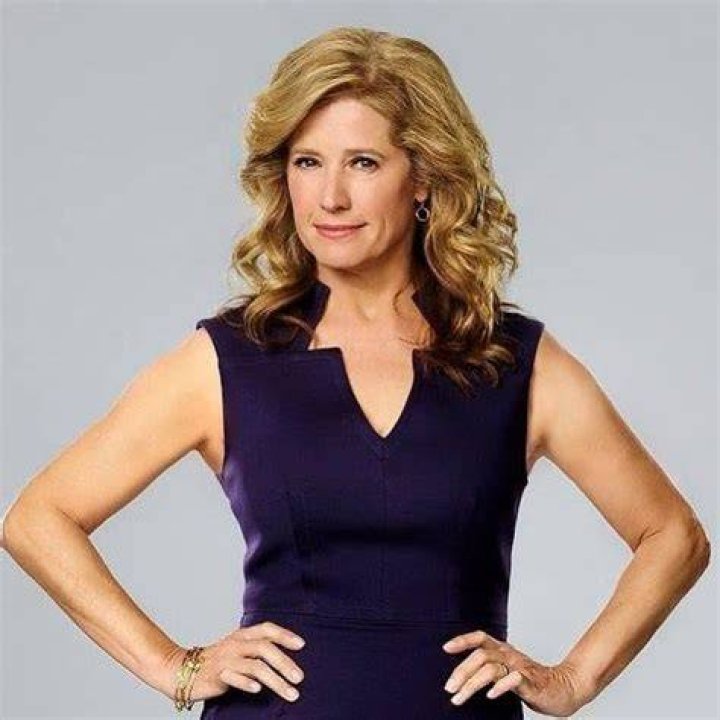 Nancy Travis Husband, Family, Age, Height, Net Worth, Net Worth