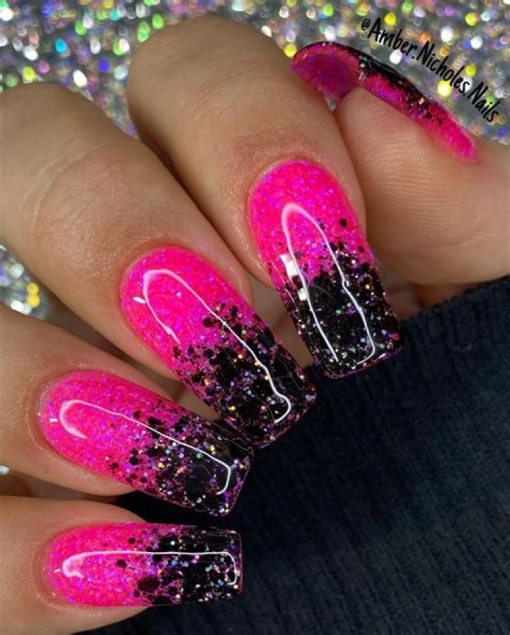 Neon Pink Nails With Black / Pink glitter sugar coating cute stiletto