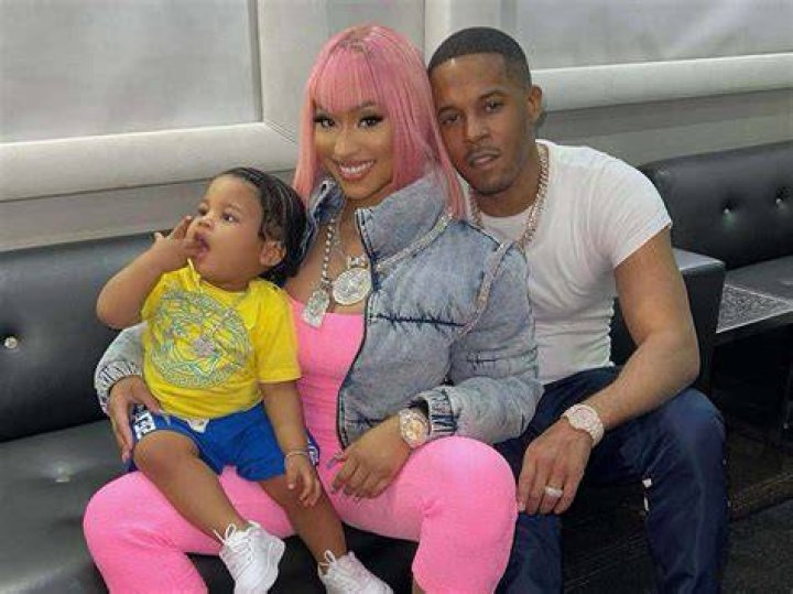 Nicki Minaj Gasps As Son 'Papa Bear' Says His 1st Words |