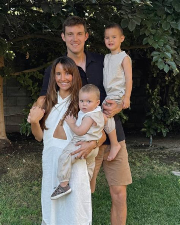 Nicol&aacute;s Jarry Wife Laura Urruti Is A Proud Mom
