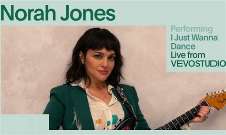 Norah Jones Performs CareerSpanning Set In Brooklyn Live from the