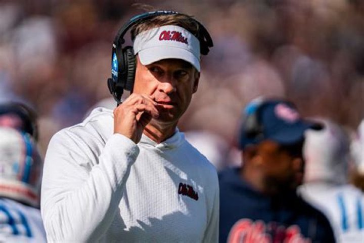 Ole Miss coach Lane Kiffin shares rare photo of girlfriend