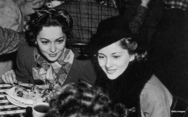 Our Favorite Brit Sister Duos from the World of Entertainment