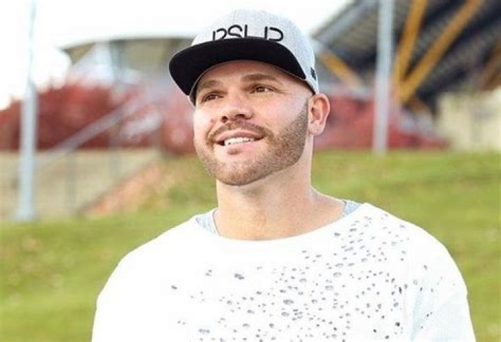 Pastor Chad Johnson Wiki (Michelle Williams' Fiance) Age, Bio, Net worth, Height, Weight & Affairs 4 Pastor Chad Johnson Wiki (Michelle Williams' Fiance) Age, Biography, Net worth, Height, Weight, Affairs, Girlfriend, Wife, Parents, Siblings & Family