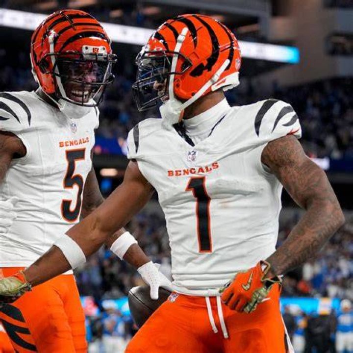 Pat McAfee Ridicules Bad Narrative as JaMarr Chase Bombarded WithRidiculous Question
