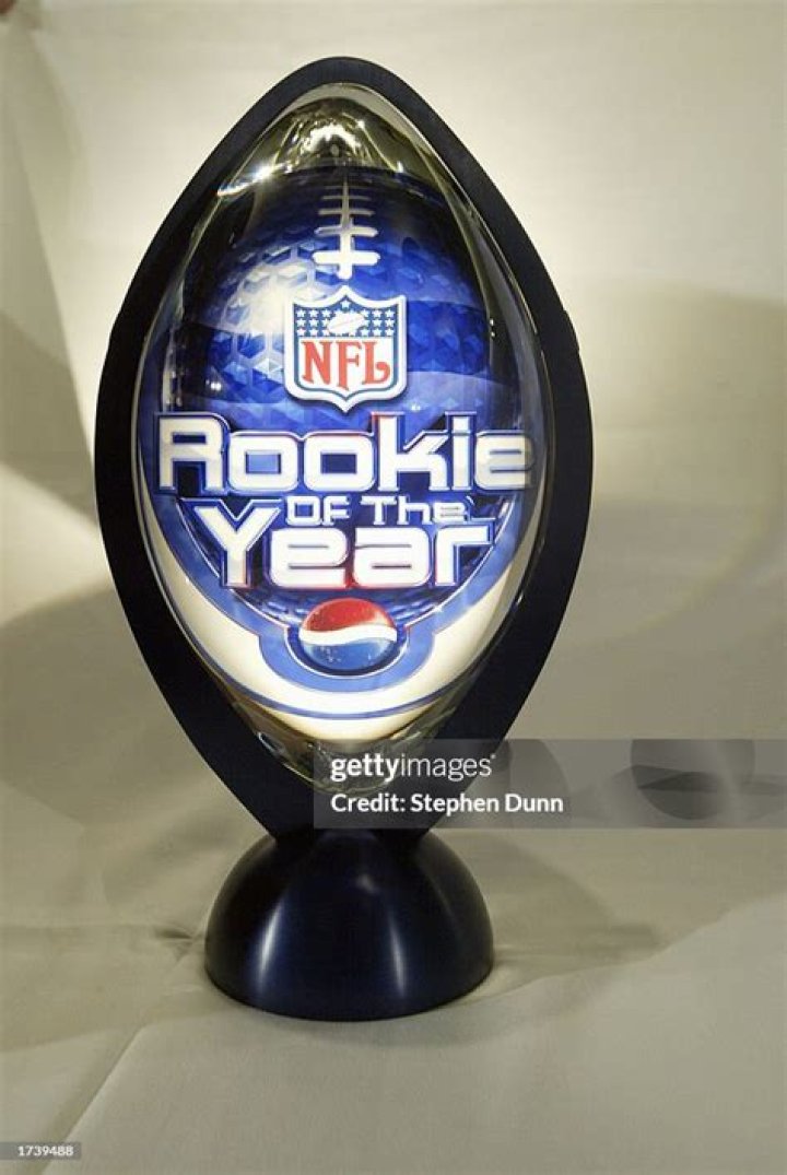 Pepsi NFL Rookie Of The Year (2018), Carmelo-maika