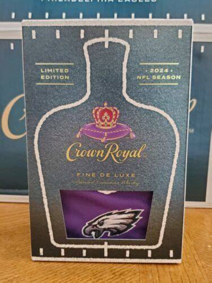 Philadelphia Eagles Crown Royal Deserves a Crown