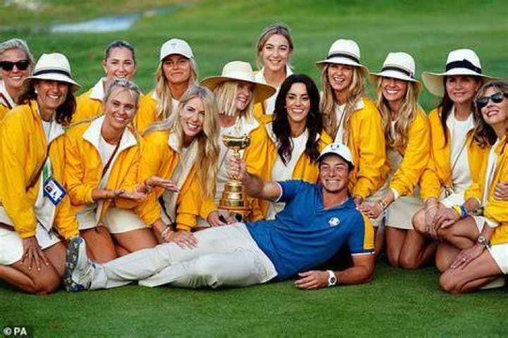 (Pictures) Amazing Ryder Cup WAGs In All Their Glory Check Out Tiger