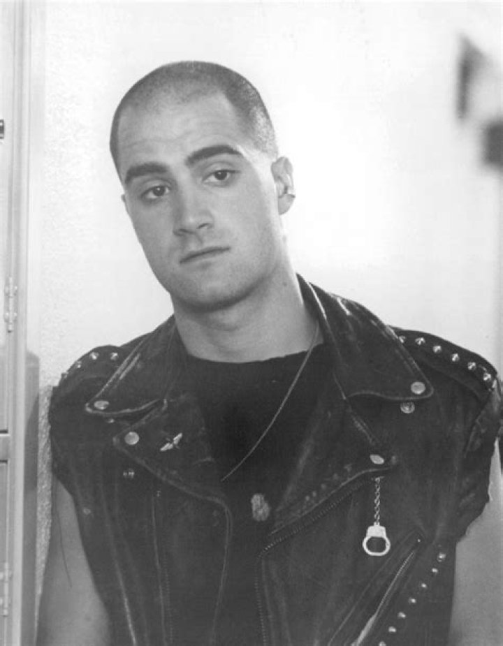 Pictures of Elias Koteas