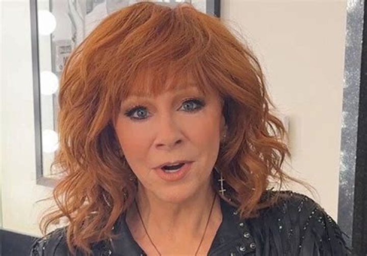 Pin by Amanda Kapfer on Reba in 2020 Best country singers, Classic