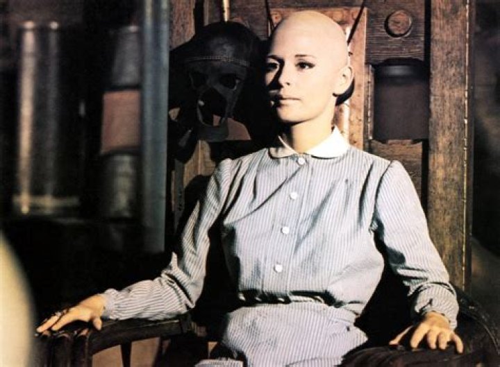 Pin on MUSE 1942 Marianna Hill (5'4")
