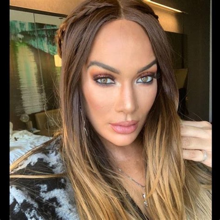 Pin on Nia Jax (Savelina Fanene)