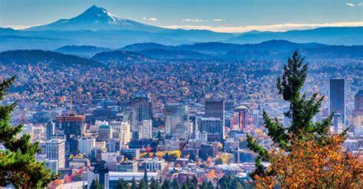 Portland, Oregon to rename downtown square after legendary drag