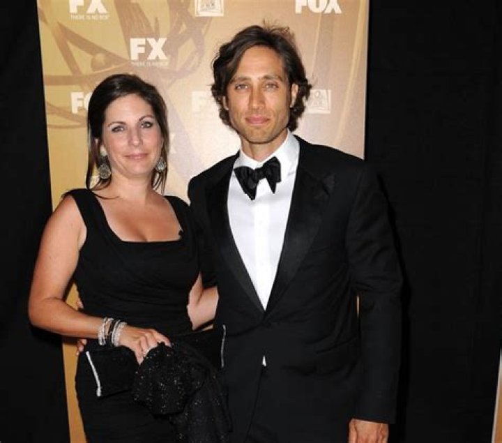 Producer, Ex-Wife of Brad Falchuk, and Her Remarkable Life. Explore her career and More! ·