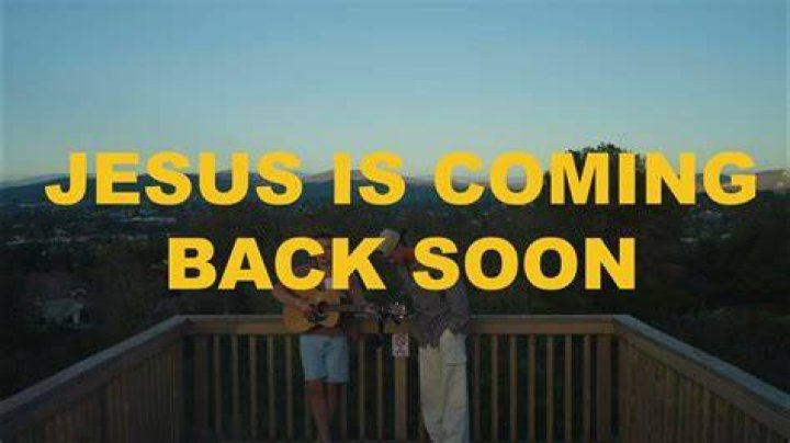 Queen Jesus Official Lyric Video (Legendado) YouTube