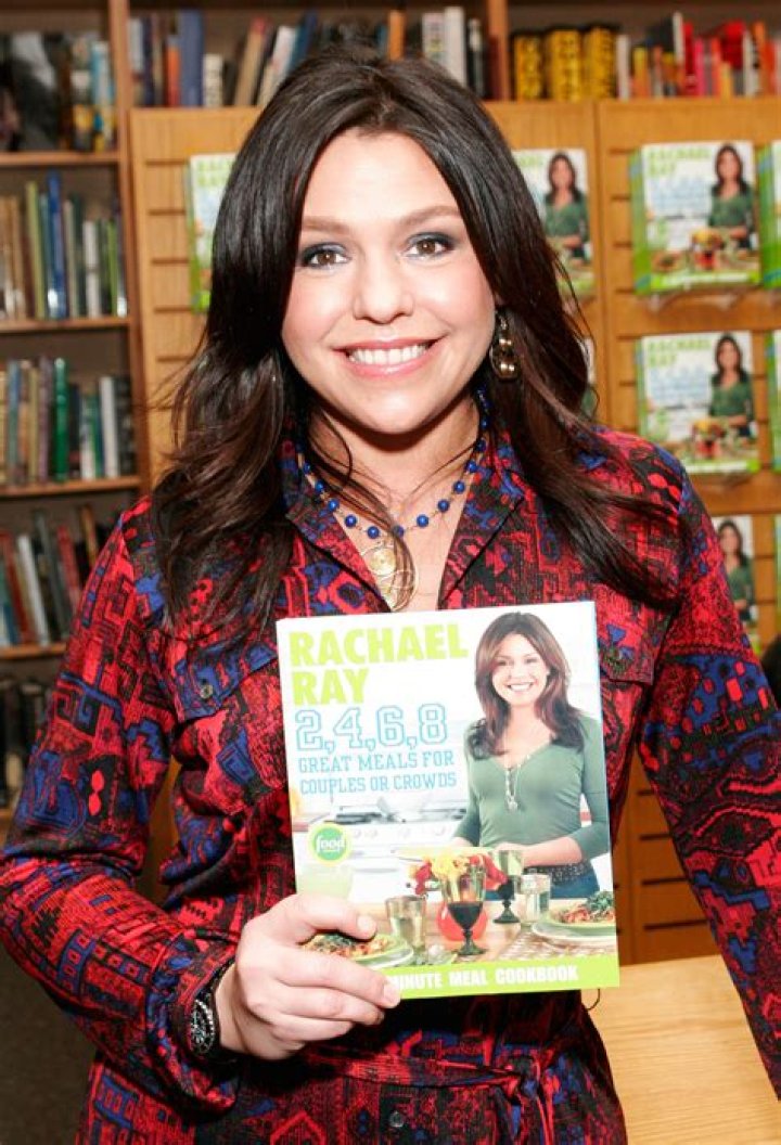 Rachael Ray&rsquo;s Relatable &rsquo;30 Minute Meals&rsquo; Returns to the Food Network