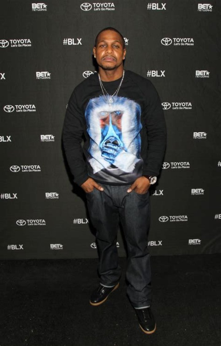Rapper AZ Returns To Brooklyn For New BET Web Series