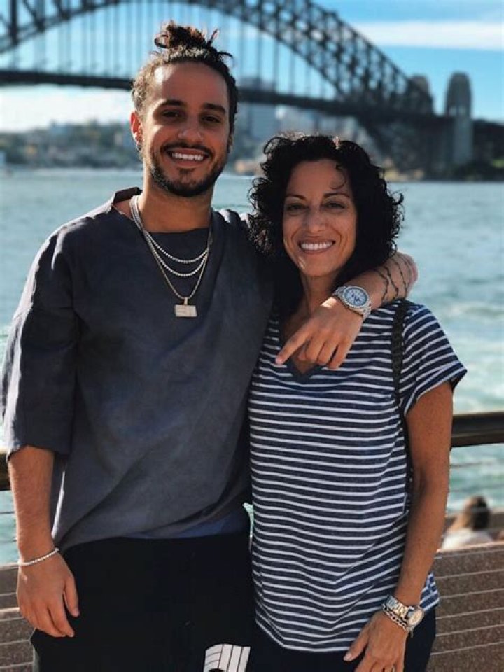 Rapper Russ Height Weight Body Measurement, Russ Vitale HD phone