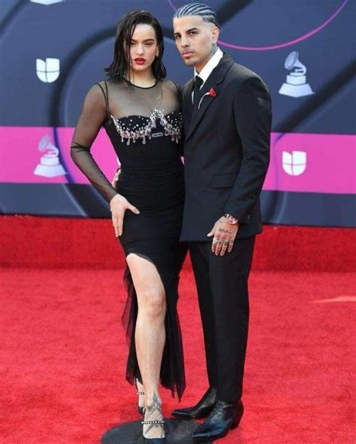 Rauw Alejandro Height, Girlfriend, Net Worth, Age, Parents