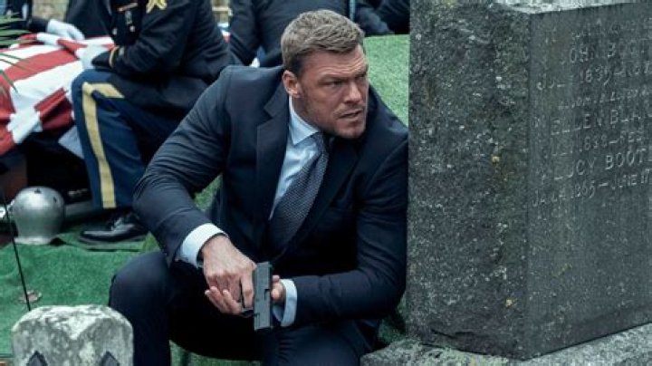 REACHER's Back in Toronto This Fall/Winter to Film Season 2 with Alan