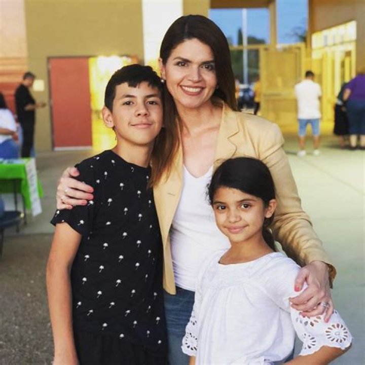 Regina Romero Wiki (Mayor) Age, Husband, Bio, Family & More 2 Regina Romero became the first Latina who won the general elections to serve as a mayor of Tucson