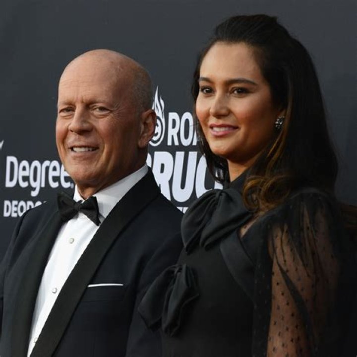Rihanna’s dad’s message for Bruce Jenner is certainly controversial