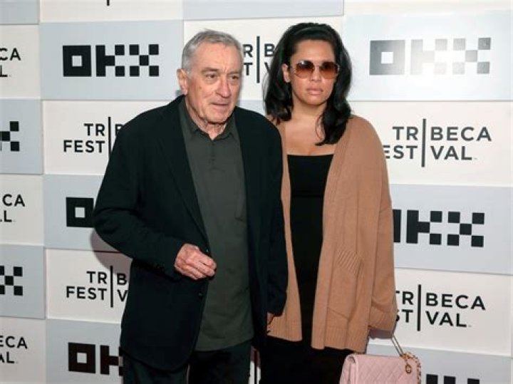Robert DeNiro & GF Tiffany Chen In 1st Public Appearance After Birth