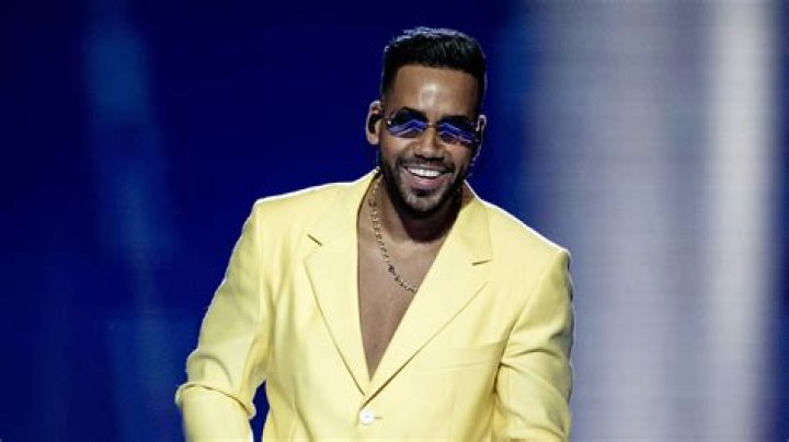Romeo Santos' 'H&Atilde;&copy;roe Favorito' Debuts at No. 1 on Latin Airplay Chart
