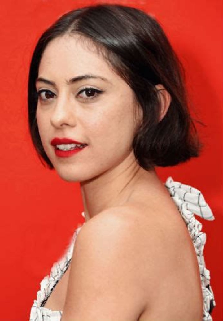 Rosa Salazar Age, Height, Ethnicity, Bio, Parents & Family