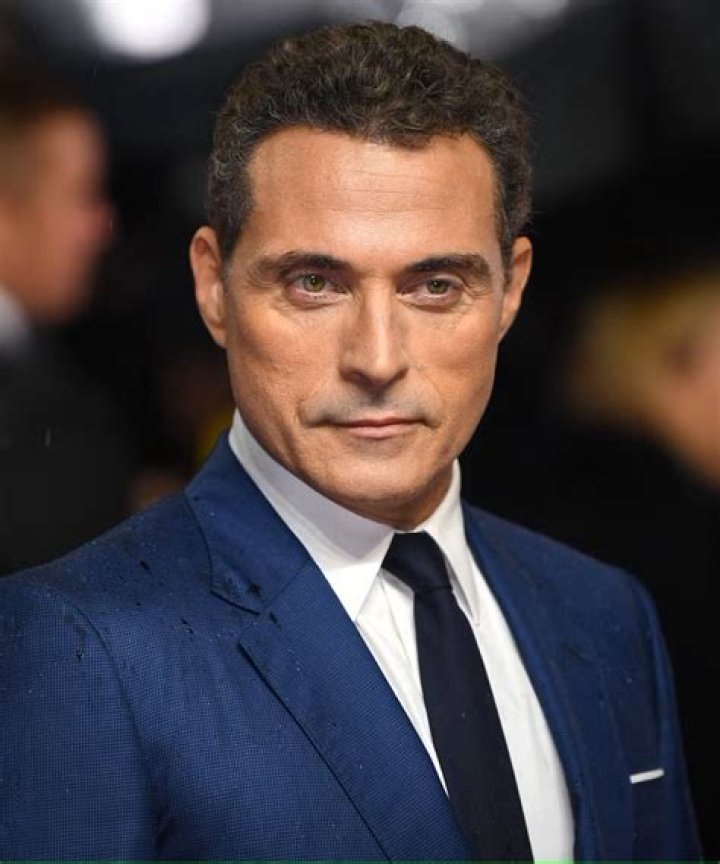 Rufus Sewell News, Photos and Videos