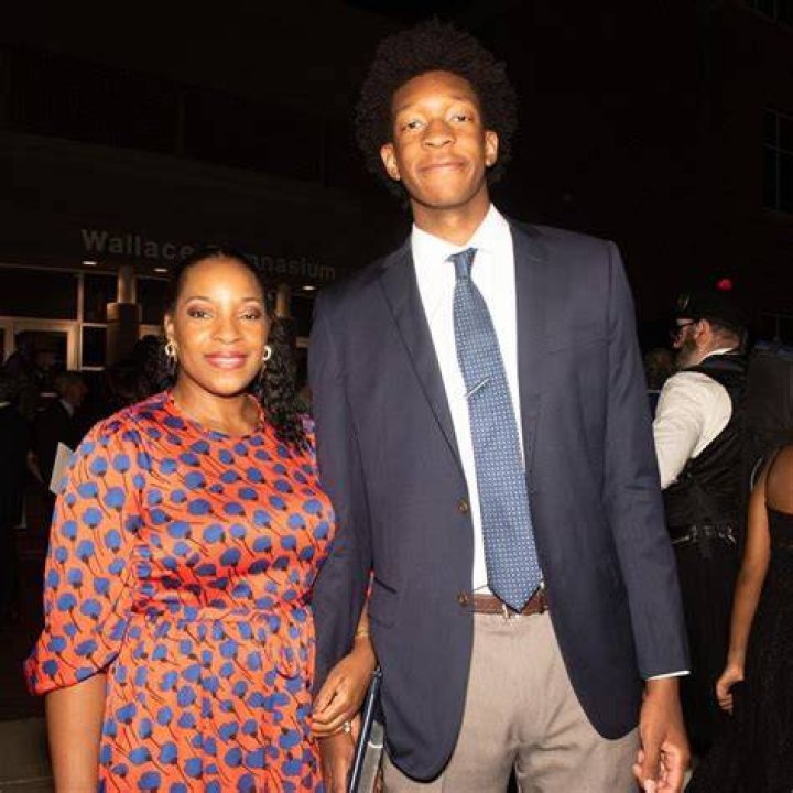 Ryan Mutombo Height, Weight, Age, Girlfriend, Biography & Facts 7 Ryan Mutombo with his mother Rose Mutombo and father Dikembe Mutombo