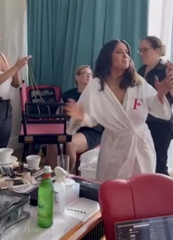 Salma Hayek suffers major wardrobe malfunction as she dances in a