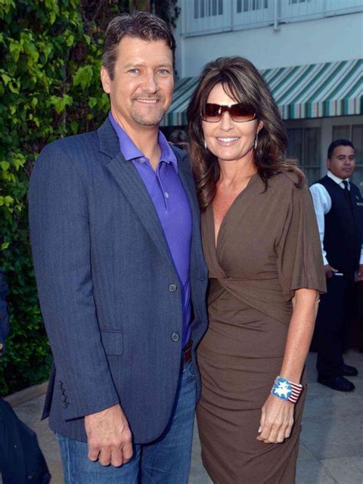 Sarah and Todd Palin celebrate family’s fourth reality show, and
