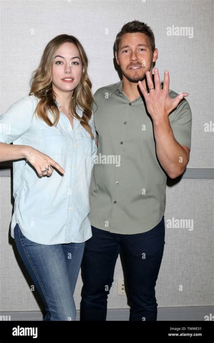 Scott Clifton and Annika Noelle Open up About B&B's Baby Swap Story