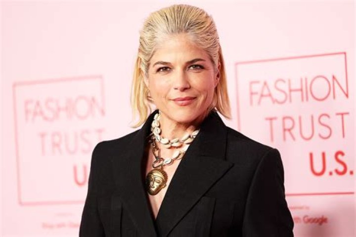 Selma Blair Fashion Style Share