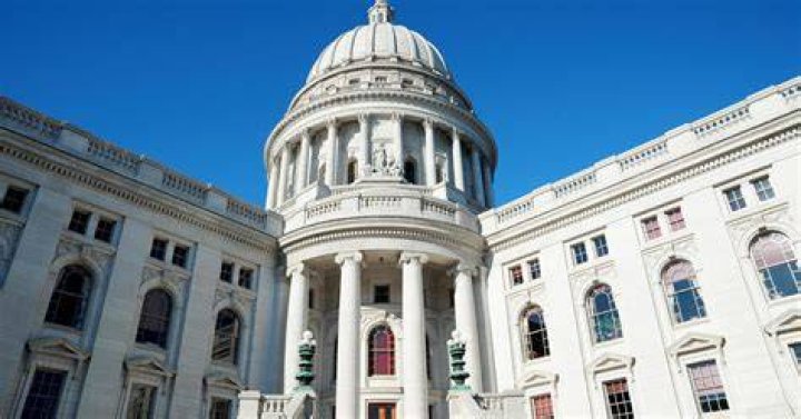 Senate rebukes Wisconsin congressman who yelled vulgarities at high