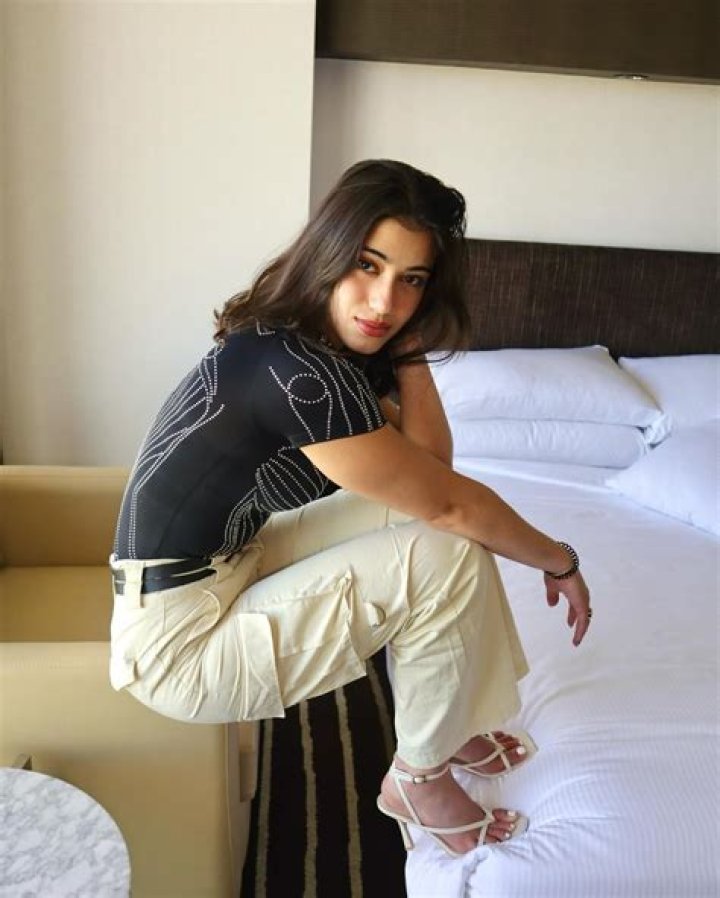 Sexy Sara Retali YouTube