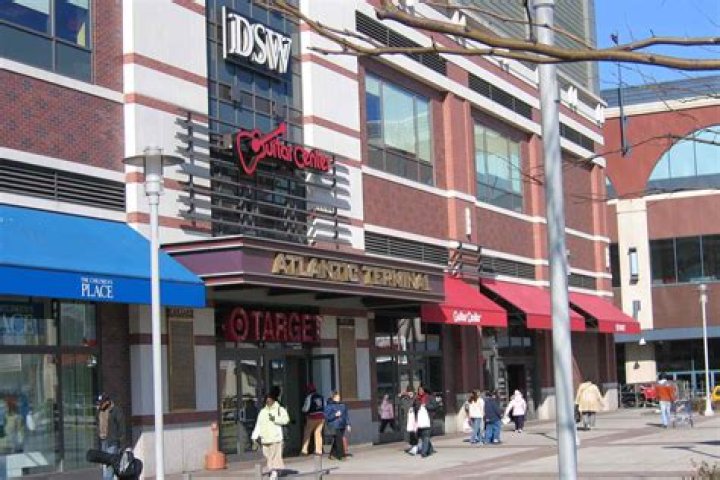 Shopping Tour of Atlantic Mall in Brooklyn, New York