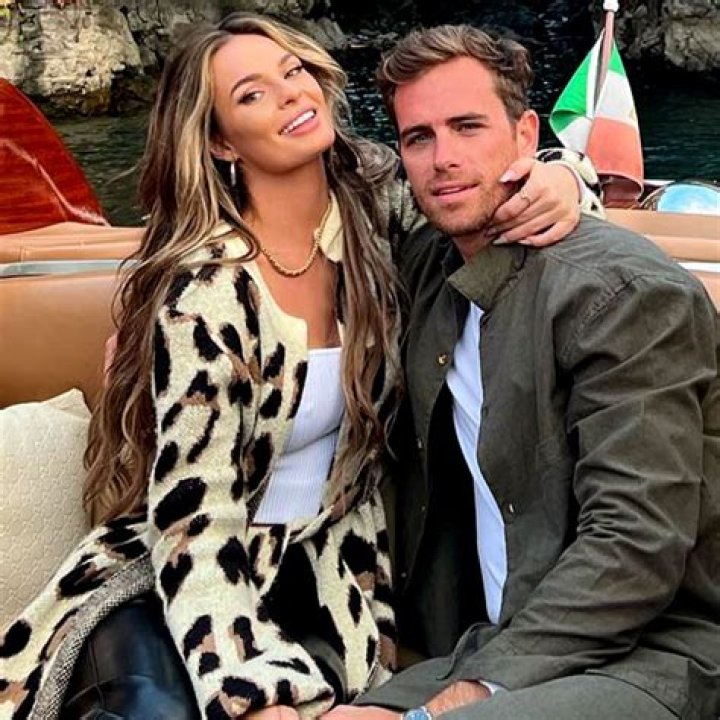 Siesta Keys Sam Logan and Jordana Barnes go business savvy with faux fur firm