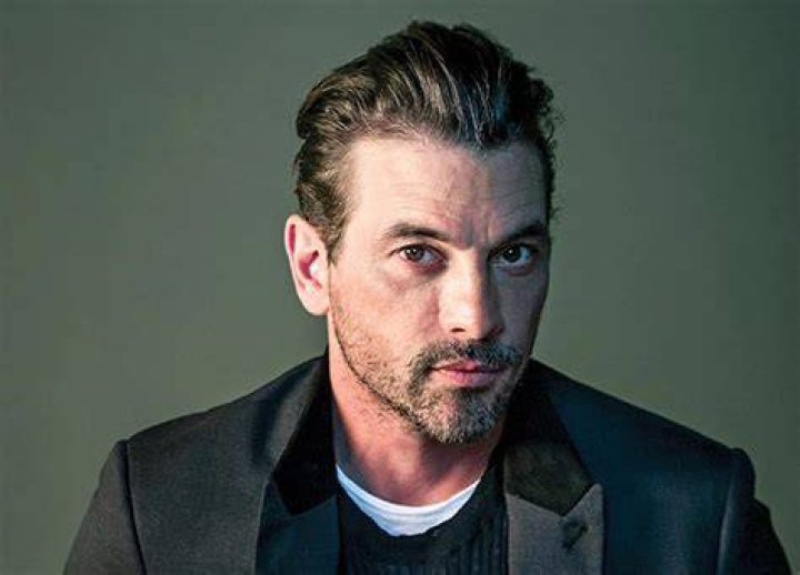Skeet Ulrich Biography, Height, Weight, Age, Movies, Wife, Family