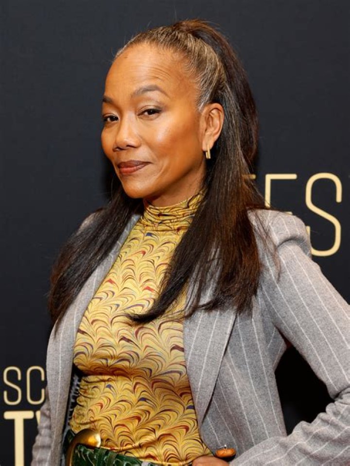 Sonja Sohn's 2 children Meet Sakira Wang and Sophia Wang
